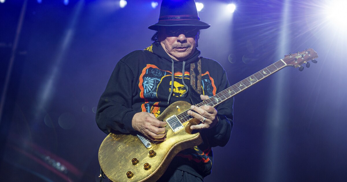 Fox 17 reports: Carlos Santana collapses on stage during Michigan concert